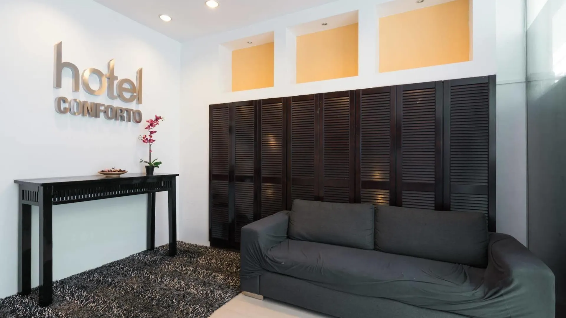 Hotel Conforto Singapore 2*,